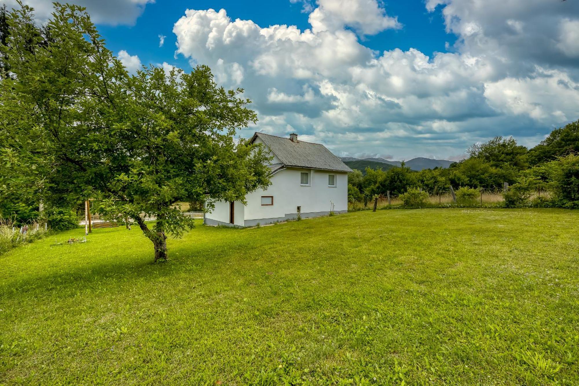 Holiday Home Veki*** Korenica Exteriör bild